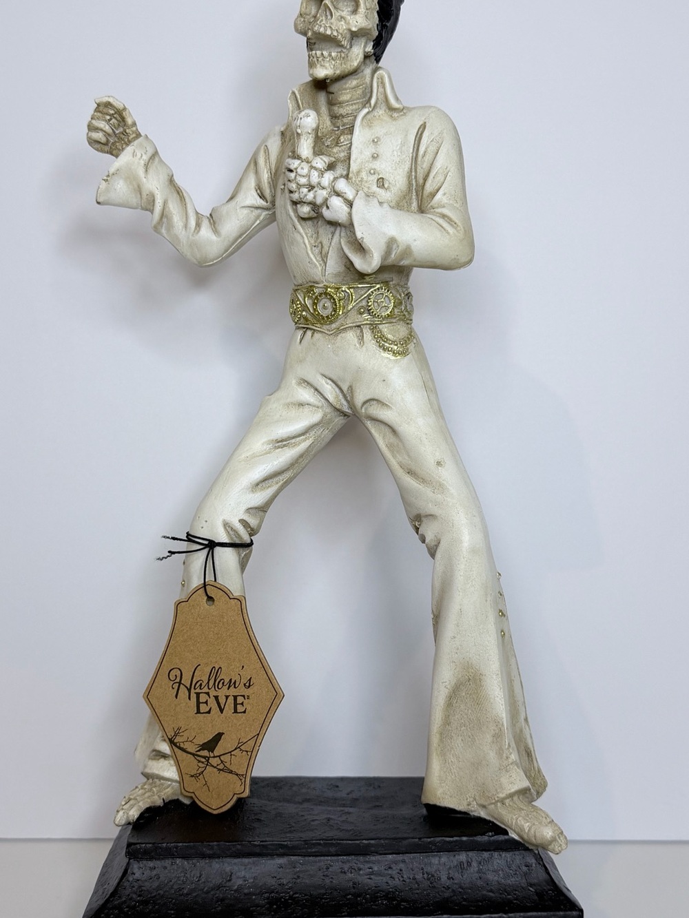 Hallow's Eve Cream Skeleton Performer Figurine with Gold Accents